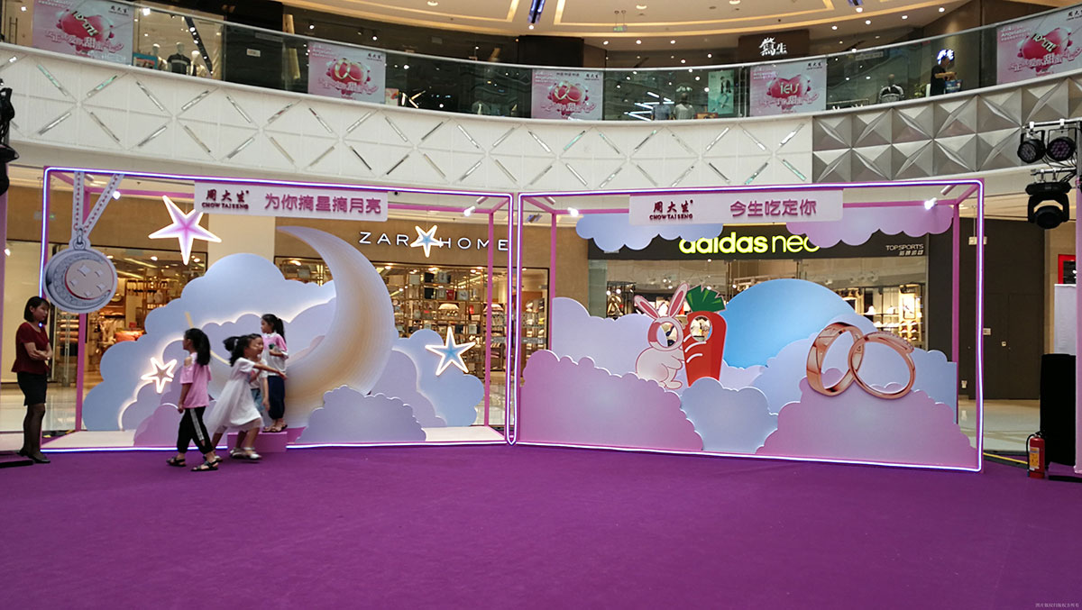 珠寶快閃店活動也是新意百出，互動沉浸式體驗強(qiáng)化了產(chǎn)品魅力與價值