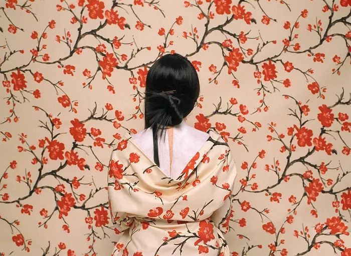 攝影、繪畫、行為藝術融為一體的藝術會展活動驚呆了大眾的視線