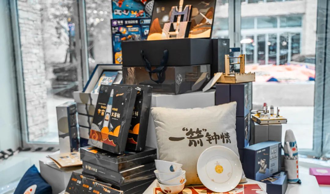 「星際計劃」藝術(shù)展覽活動策劃首登魔都，開啟今日份星際漫游