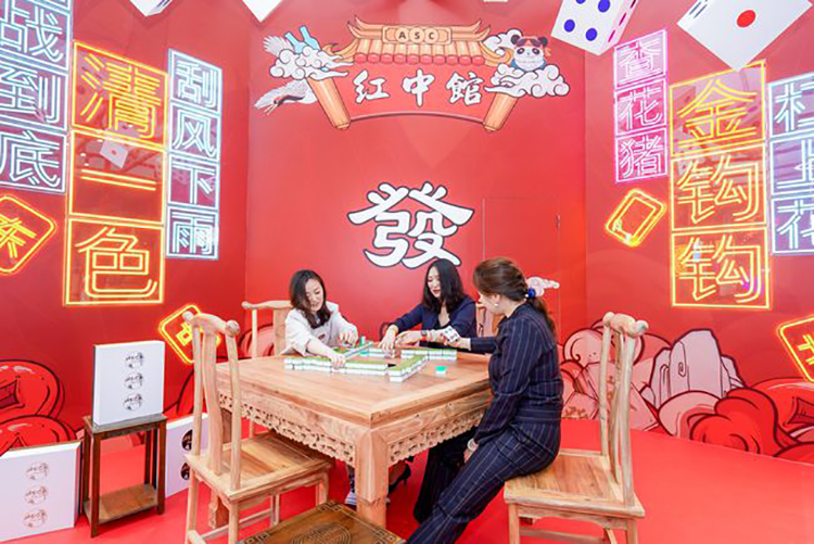 ASC青春正紅快閃活動(dòng)策劃用葡萄酒擁抱了潮文化，非一般視覺(jué)！