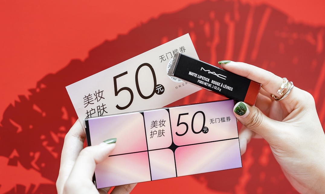 「少女的100個(gè)口紅色號(hào)」為名的深圳口紅展覽活動(dòng)策劃浪漫開篇 - 第11張 - 會(huì)展活動(dòng)策劃CCASY.COM 「少女的100個(gè)口紅色號(hào)」為名的深圳口紅展覽活動(dòng)策劃浪漫開篇 - 第11張